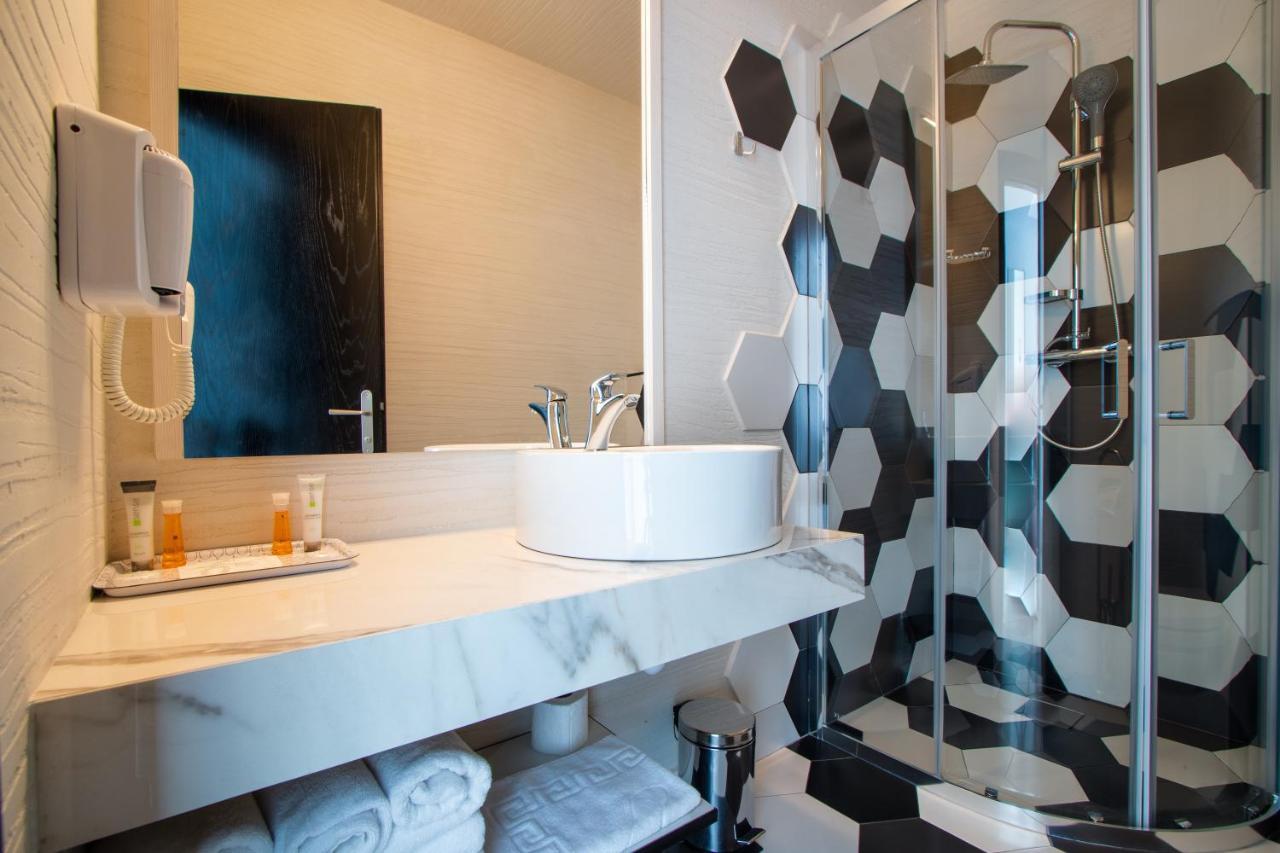 Hotel Bulevard Râmnicu Vâlcea エクステリア 写真